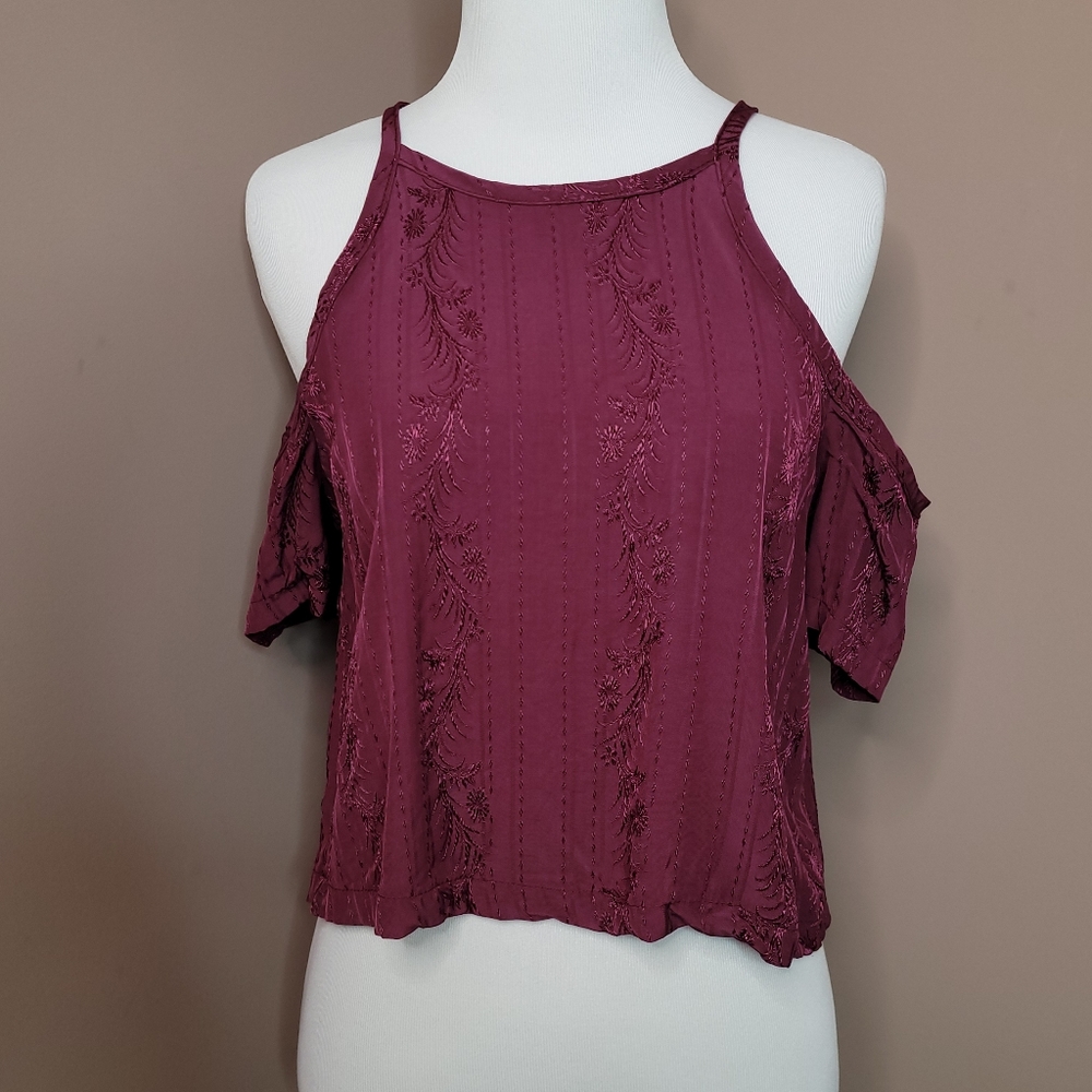 Kendall & Kylie Cold Shoulder Top - Small